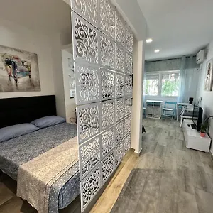 - Recien Reformado, Piscina, Playa A 10 Minutos, Centro A 5 Minutos Apartamento Torremolinos